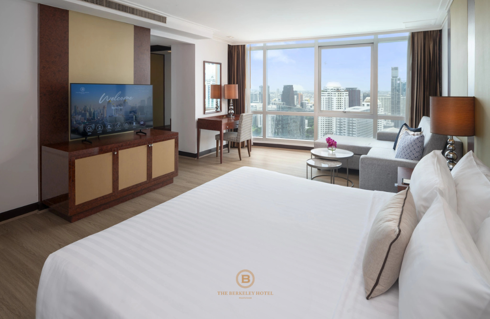 Hotel Near Platinum Mall